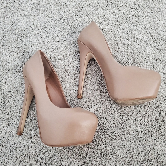 Steve Madden Nude Daara pumps - Picture 2 of 5
